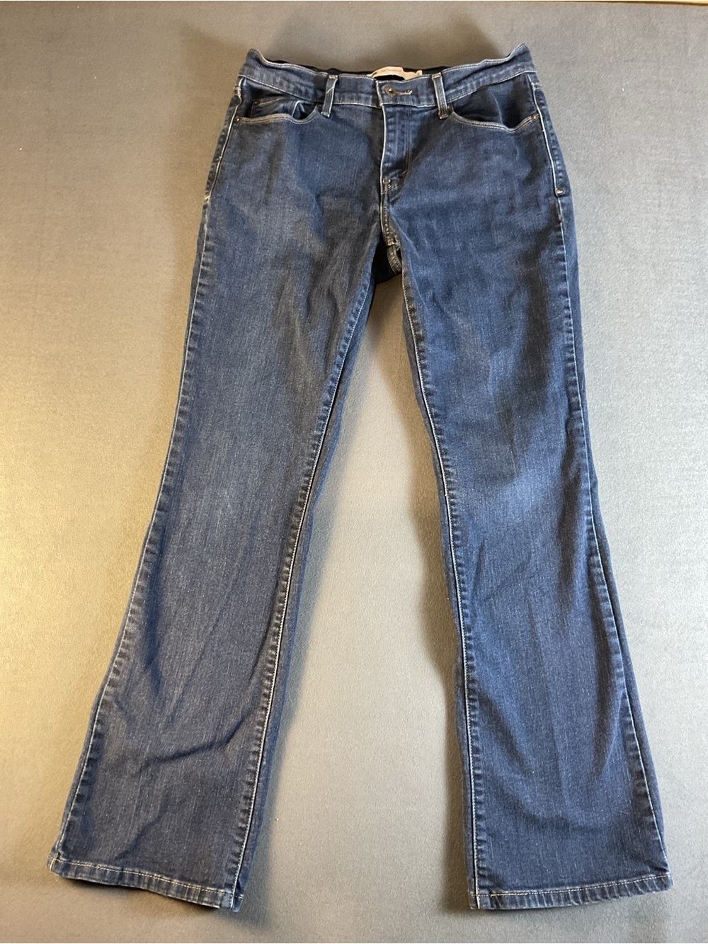 Levi's Men's Bootcut Jeans in Dark Blue Denim